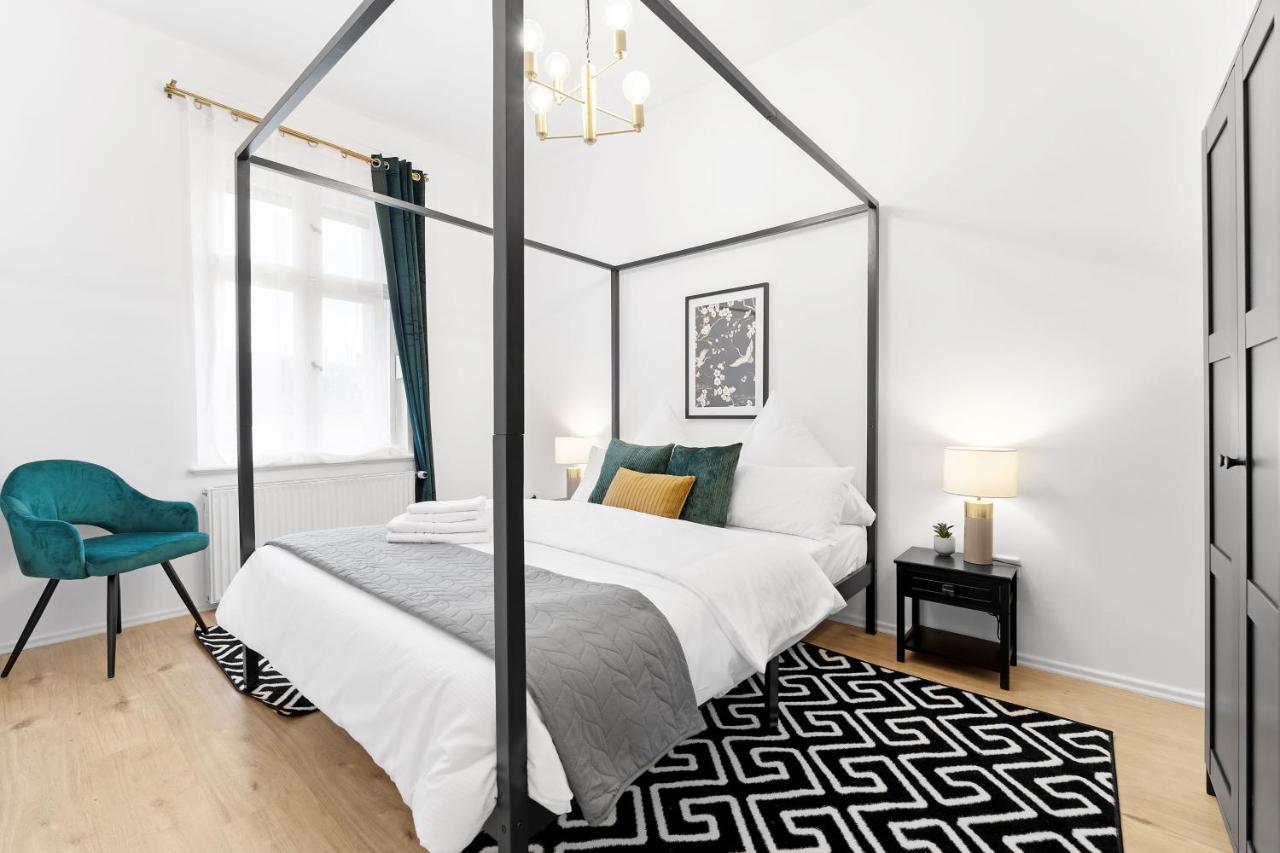 Apartments Direkt Am Staatstheater,Modern,Zentral,Ruhig,2 Zimmer,Netflix,Privatparkplatz Auf Dem Hof Cottbus Buitenkant foto